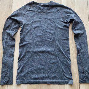 Lululemon Swiftly Tech Long Sleeve, Size 6